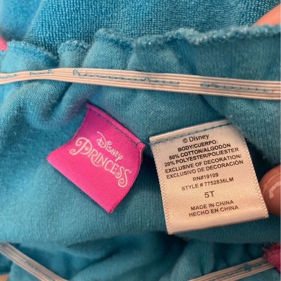 Disney Princess Blue and Pink Ariel Girls one piece short romper size 5T - Picture 6 of 6
